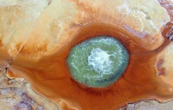 重庆出发青海9日自驾：【恶魔之眼】 艾肯泉-水上雅丹-青海湖-茶卡盐湖-东台西台吉乃尔湖9日游-游推荐