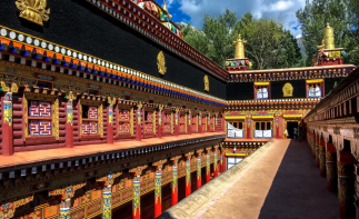 重庆出发川西甘孜6日自驾游：【康藏秘境】措卡湖-格萨尔王城-德格印经院-玉隆拉措-亚青寺6日自驾-推荐