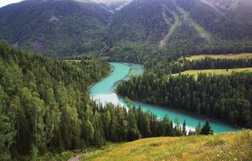 乌鲁木齐集合北疆伊犁12日自驾游：[大美北疆]喀纳斯禾木-G219-赛里木湖-独库公路-特克斯12日-游推荐