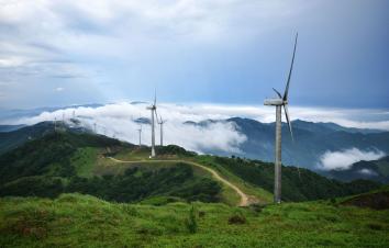 广东出发广西桂东贵港4日自驾游：小众路线人少景美、逃离都市，广西龙潭公园-大容山休闲度假4天之旅-游推荐