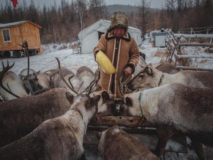 根河布冬霞部落好玩吗