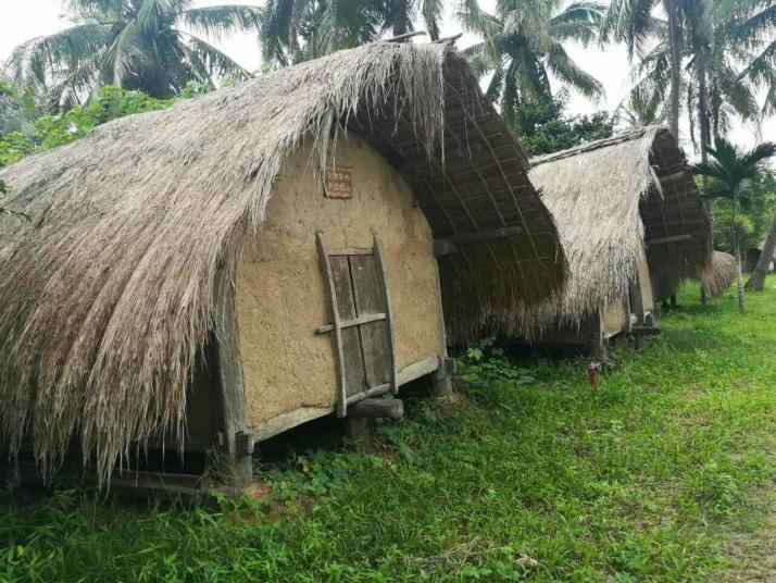 东方白查村好玩吗