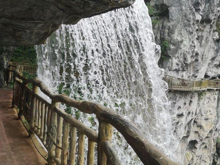 阳山神峰关生态旅游区