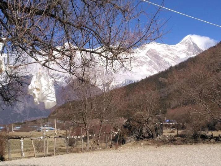米林南迦巴瓦峰好玩吗