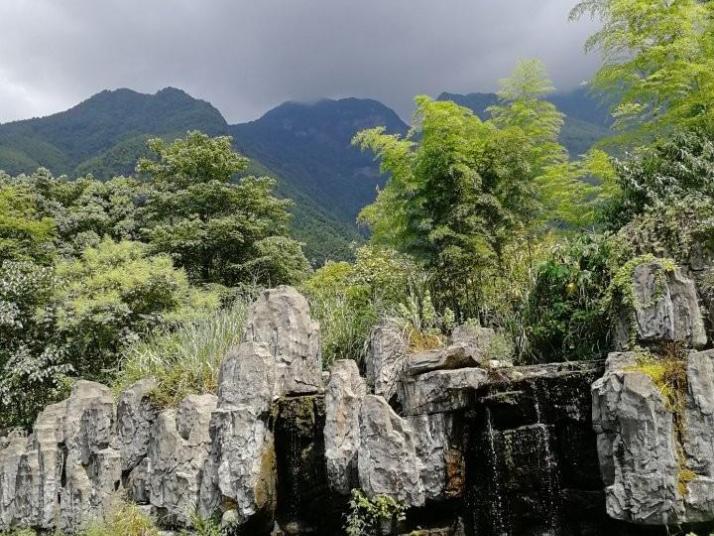 宜春明月山好玩吗