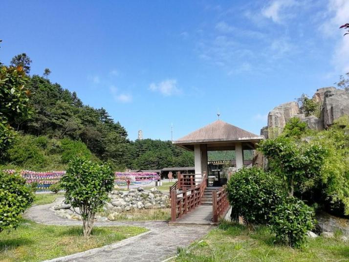 宜春明月山图片