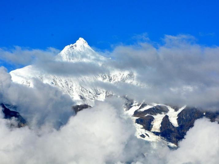 迪庆梅里雪山图片