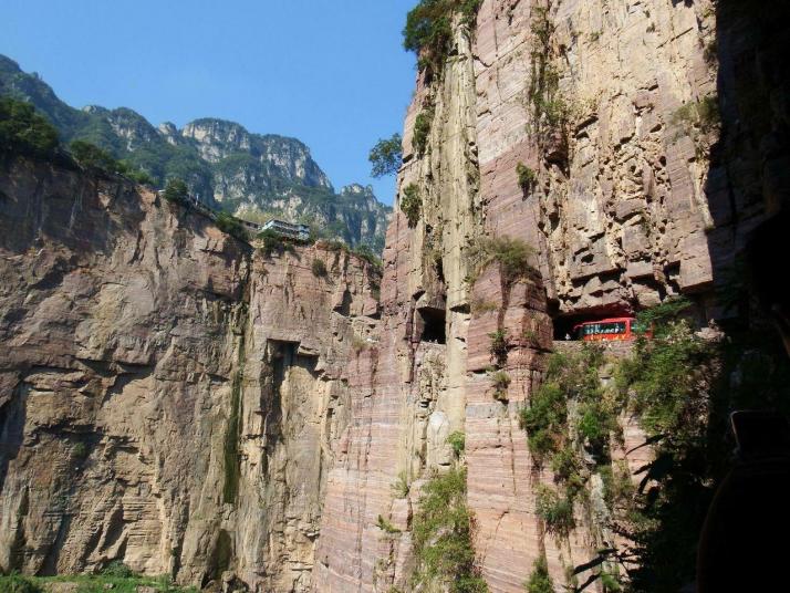 辉县郭亮挂壁公路好玩吗