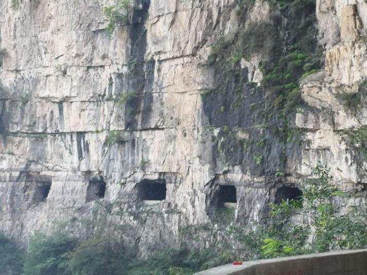 陵川锡崖沟挂壁公路