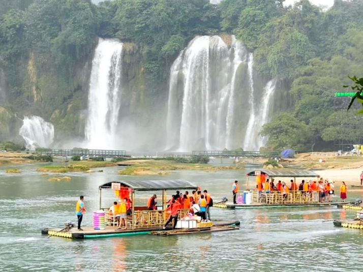 大新德天瀑布好玩吗