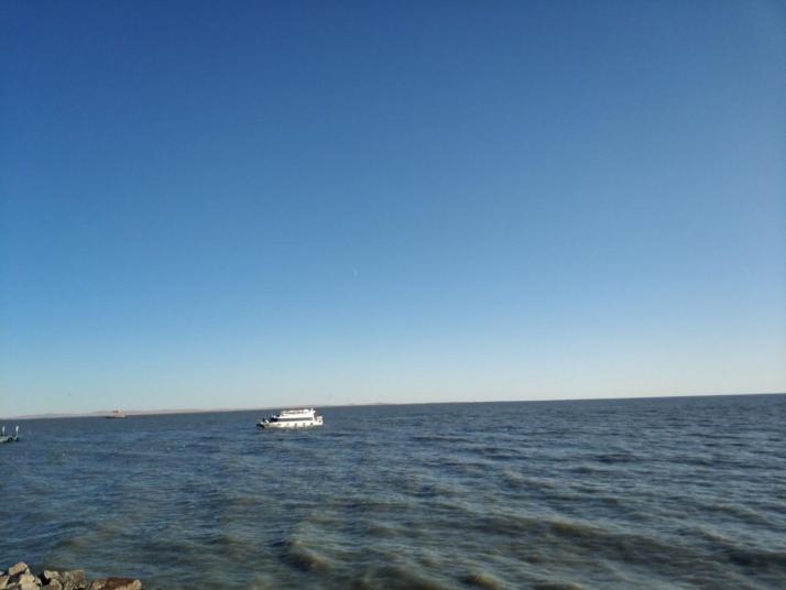 呼伦贝尔呼伦湖好玩吗