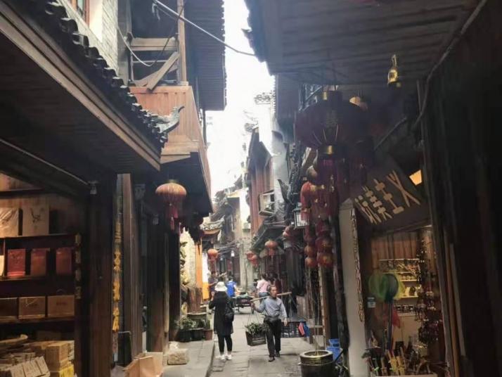 凤凰凤凰古城好玩吗