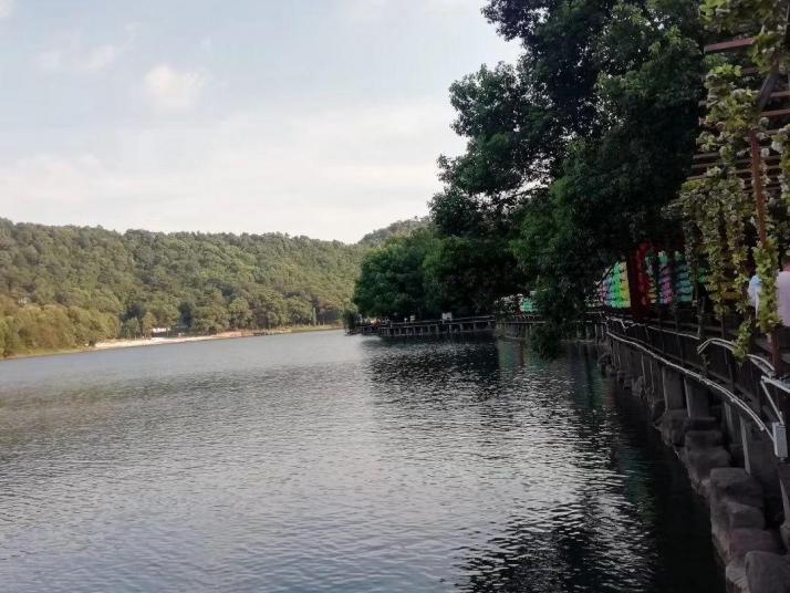 长沙石燕湖好玩吗