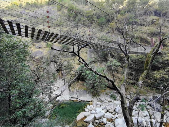 婺源大鄣山卧龙谷图片