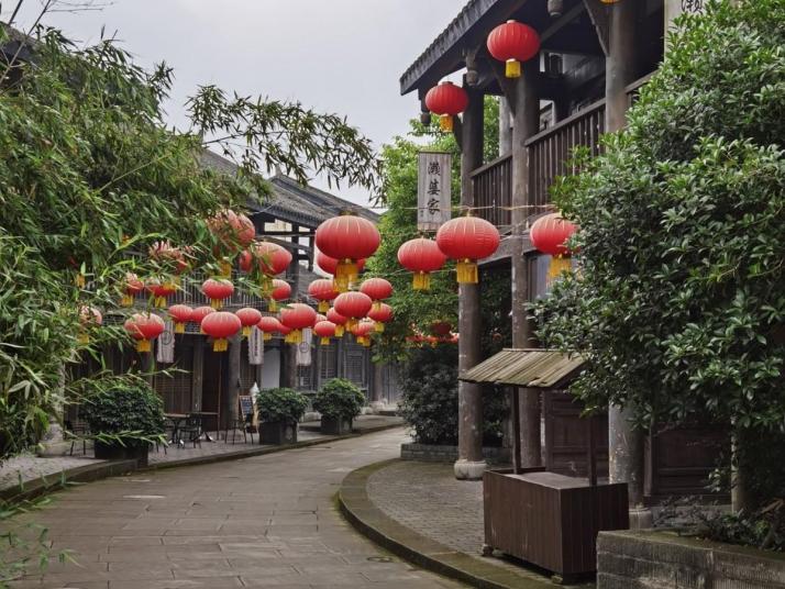 重庆万灵古镇好玩吗