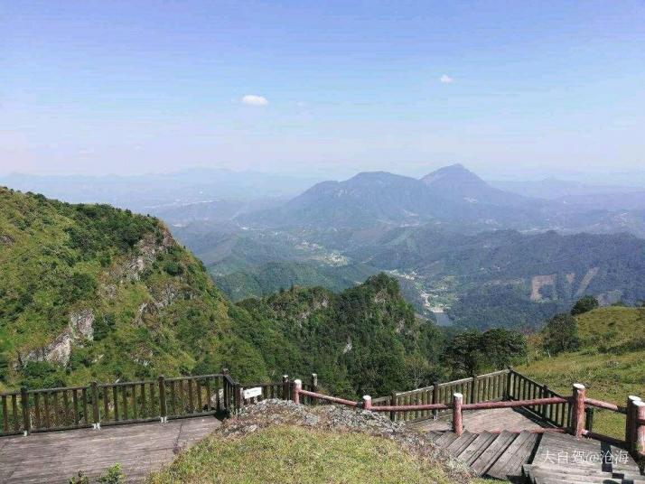 岑溪天龙顶山地公园风景区