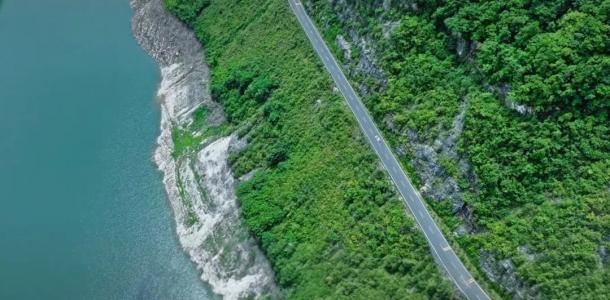 重庆出发陕西秦岭5日自驾游：【秦岭之夏】凤堰古梯田-大熊猫基地-后柳水乡-石泉古城-朝阳沟-中坝大峡-大自驾网