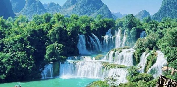 武汉出发壮美广西8日自驾游：涠洲岛-德天瀑布-北部湾追豚-巴马长寿村8日游自驾游