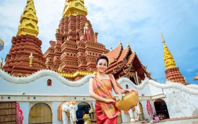 山东出发云南18日自驾游：【云南全境】西双版纳-瑞丽-腾冲-罗平-弥勒-哀牢山-中缅边境原始秘境18