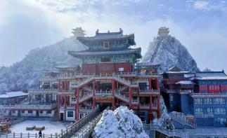 武汉出发河南洛阳3日自驾游：冬日浪漫索道游览老君山，赴人间惊鸿宴，北国第一洞鸡冠洞3日游-推荐