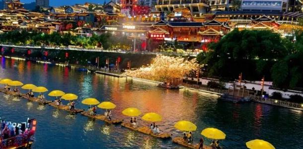 常德集合恩施3日自驾游：【开年奇遇记】泡不二门温泉-闯卯洞地心-仙佛石窟-狮子关3日游-大自驾网