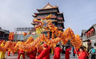 江苏常州出发山东临沂4日自驾游：山东过大年竹泉村-红石寨-梦回琅琊古城-沂蒙红色-滑雪泡温泉4日游-推荐