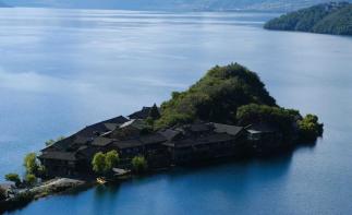 重庆出发川西泸沽湖5日自驾游：【泸沽仙境】冕宁草海-环游泸沽湖邂逅摩梭古族5天4晚游-推荐