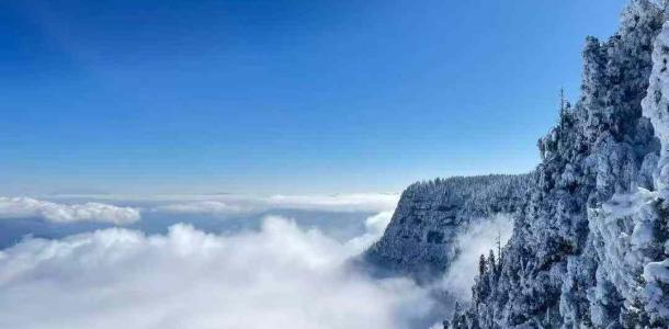 重庆出发川西4日自驾游：【三山行】王岗坪-柳江古镇-瓦屋山-峨眉山报国寺祈福4天3晚-大自驾网
