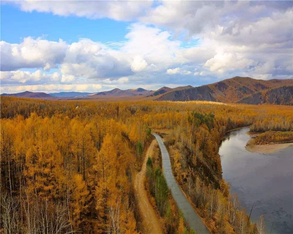 哈尔滨集合呼伦贝尔8日自驾游：中俄边境/寻龙诀拍摄地8日落地蒙兀之源自驾