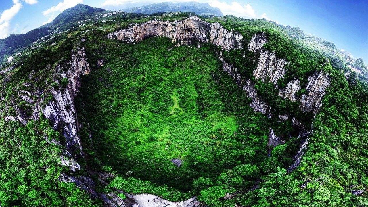 西安出发黔西南7日自驾游：黄果树瀑布-万峰林-马岭河大峡谷7日贵州之旅