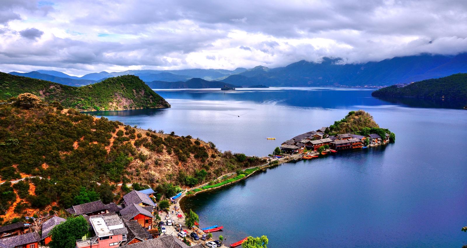 成都出发凉山彝族自治州6日自驾游：西昌-泸沽湖-木里秋季摄影6日自驾游