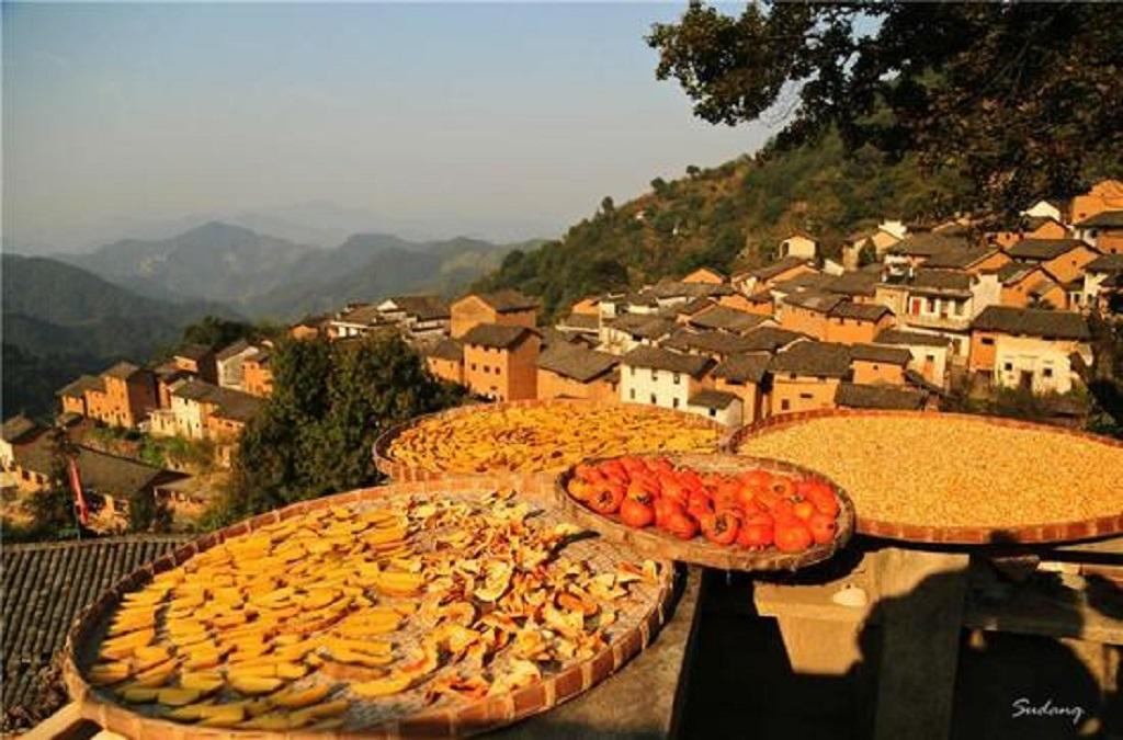 江苏出发安徽屯溪2日自驾游：品徽菜、赏徽戏，画中宏村赏秋之旅