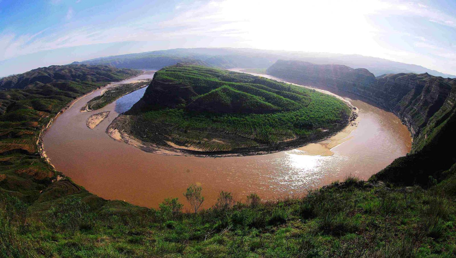 山东出发晋陕6日自驾游：雨岔大峡谷-乾坤湾-壶口瀑布-中国死海