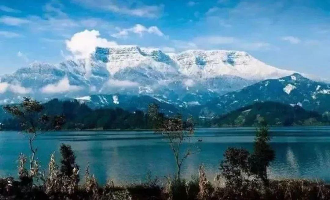 重庆出发四川3日自驾游：冰雪奇缘瓦屋山-烟雨柳江古镇3日自驾之旅