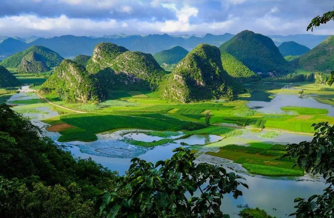 成都出发广西云南7日自驾游：坝美村-普者黑-抚仙湖-元谋土林7日自驾游