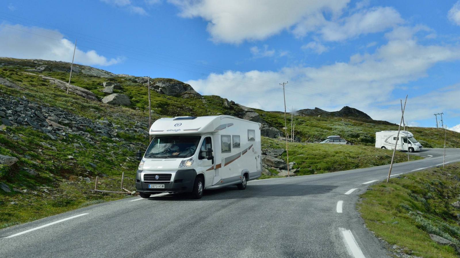 广东出发广西中越边境5日房车自驾游：中越边境公路-德天瀑布-明仕田园-通灵大峡谷5日游