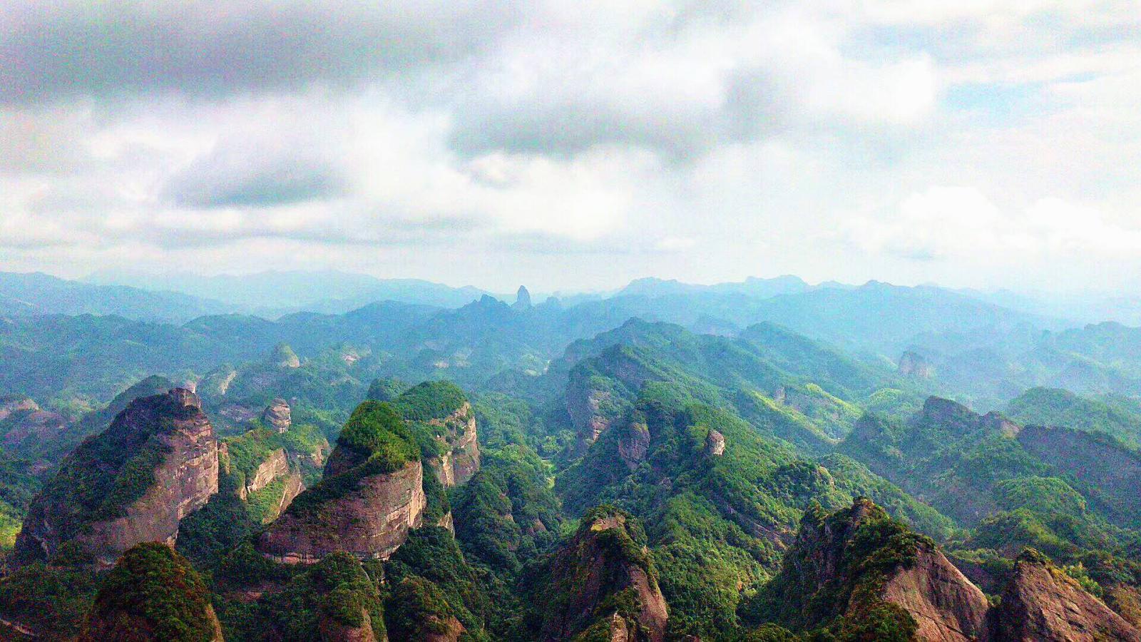 广东出发湖南崀山4日自驾游:千年瑶寨-大美崀山-世界奇观灵渠4天休闲自驾游