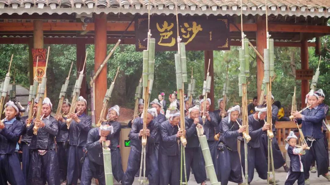 重庆出发贵州4日自驾游：丹寨-岜沙苗寨-加榜梯田-肇兴侗寨4日休闲自驾游