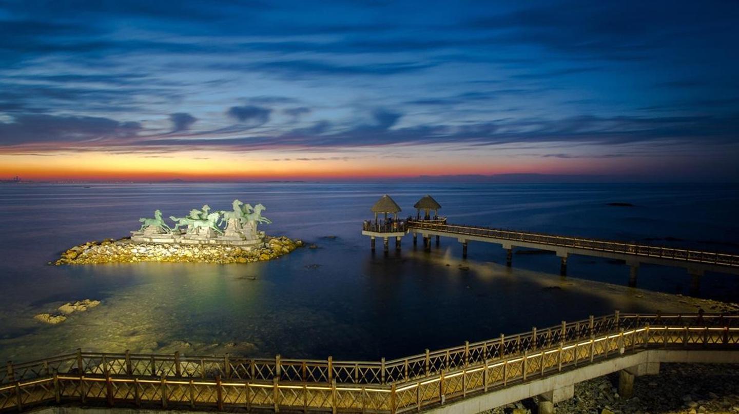 济南出发3日周边自驾游：养马岛-西虹市城堡-地主庄园3日帆船出海休闲自驾游