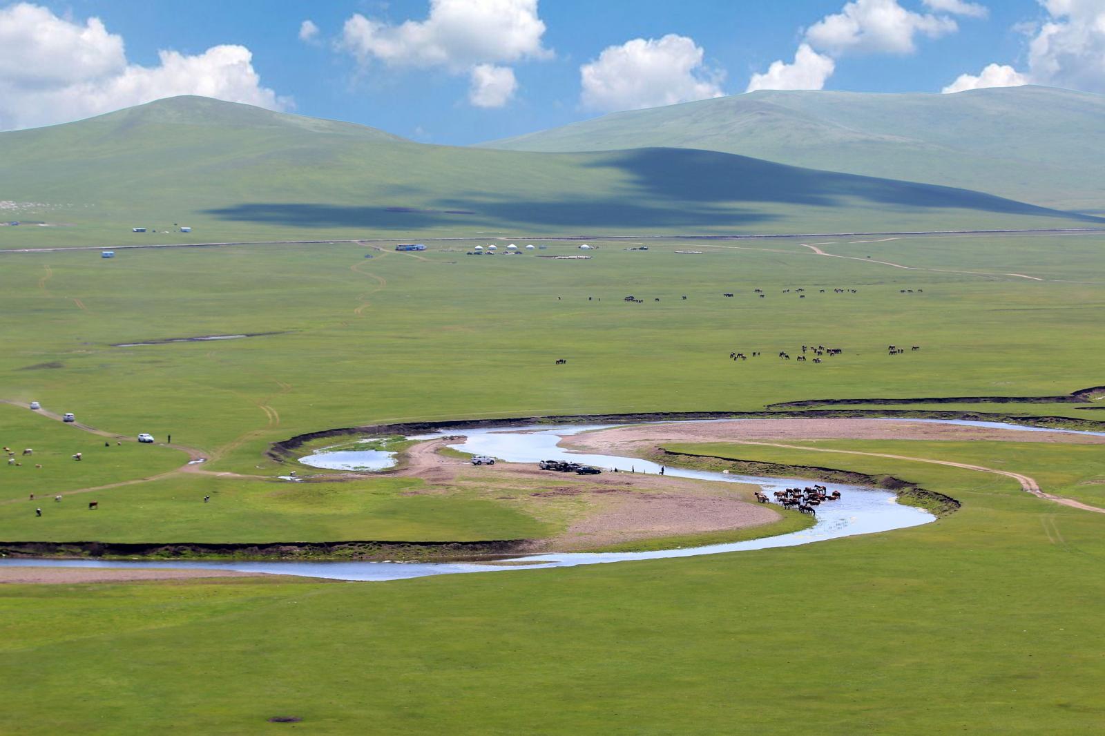 广东出发内蒙古呼伦贝尔7日落地自驾游：额尔古纳-莫尔道嘎-186彩带河-套娃广场7日呼伦贝尔休闲自驾游