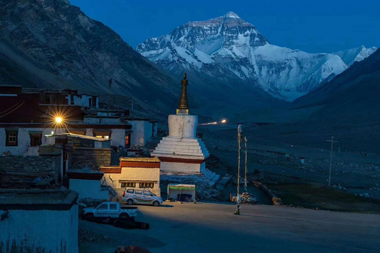 成都出发西藏15日自驾游：川藏南线-珠峰公园-布达拉宫-羊卓雍措-可可西里15日自驾游