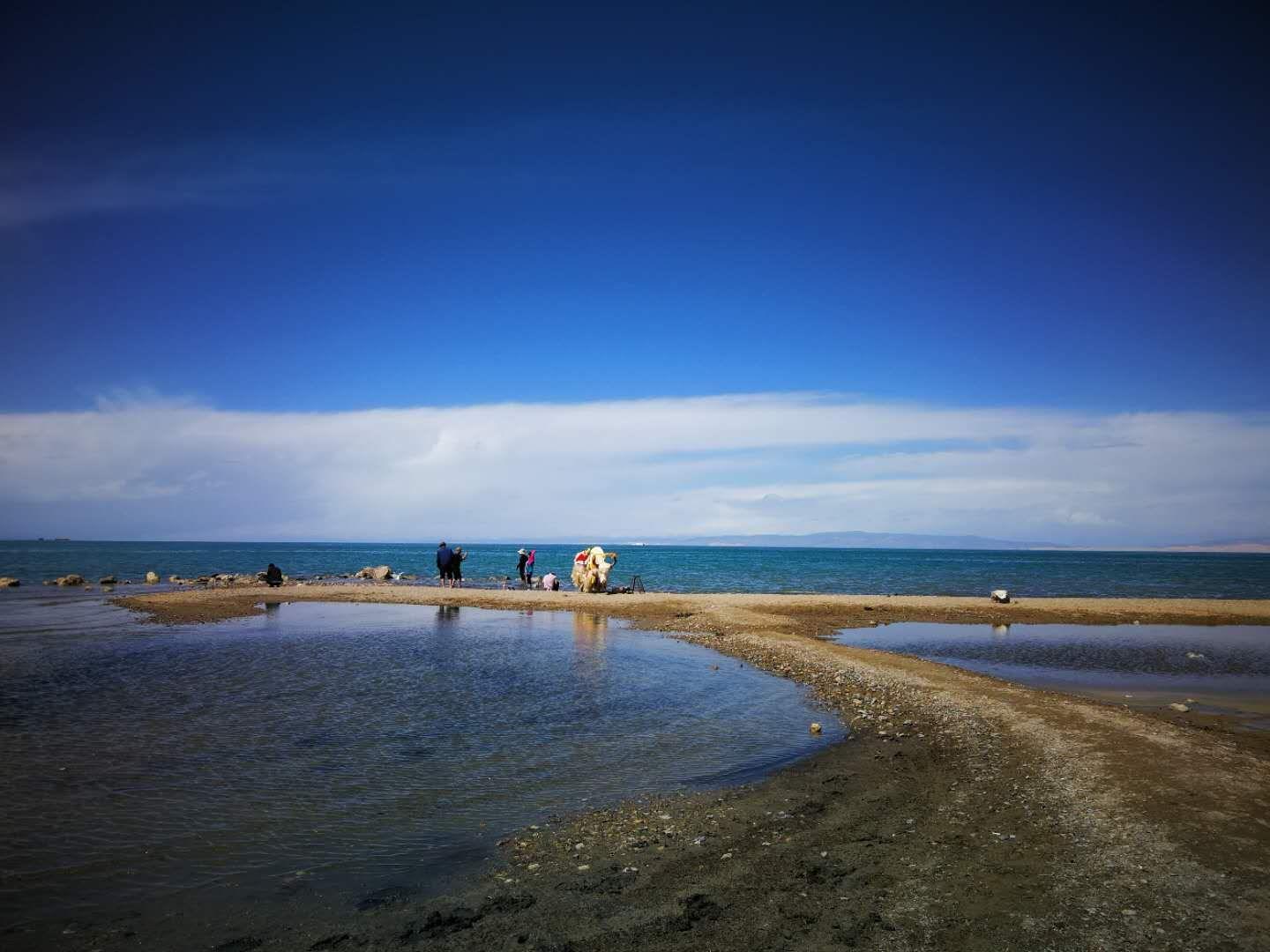 西安出发青海10日深度自驾：门源油菜花+七彩丹霞+鸣沙山月牙泉+翡翠湖10日自驾