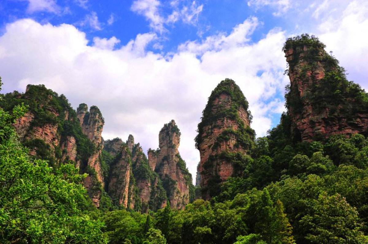 北京出发湖南10日自驾游：张家界-凤凰古城-橘子洲头-岳阳楼10日自驾