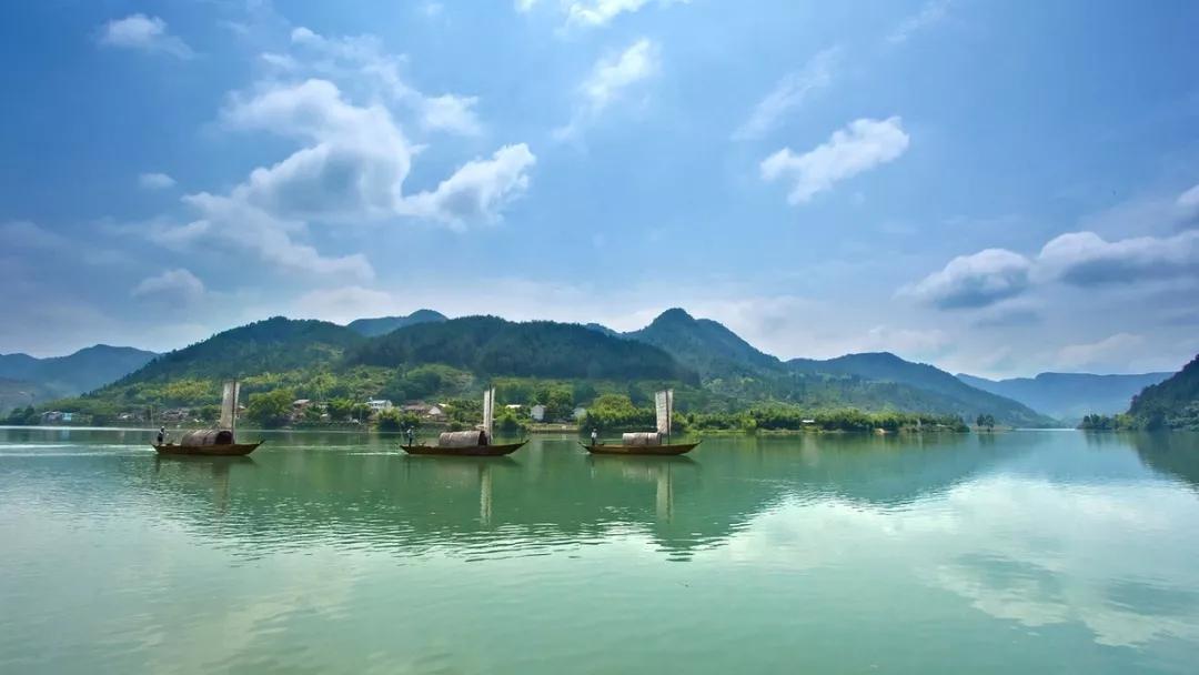 湖北出发浙江5日自驾：云和梯田-水墨仙都-楠溪江-古堰画乡-仙都鼎湖峰5日自驾游