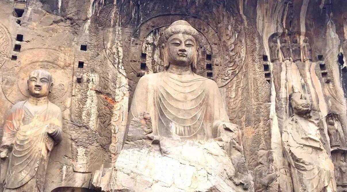 山东出发西安5日游：兵马俑-龙门石窟-壶口瀑布-关东袁家村5日探索文化之旅