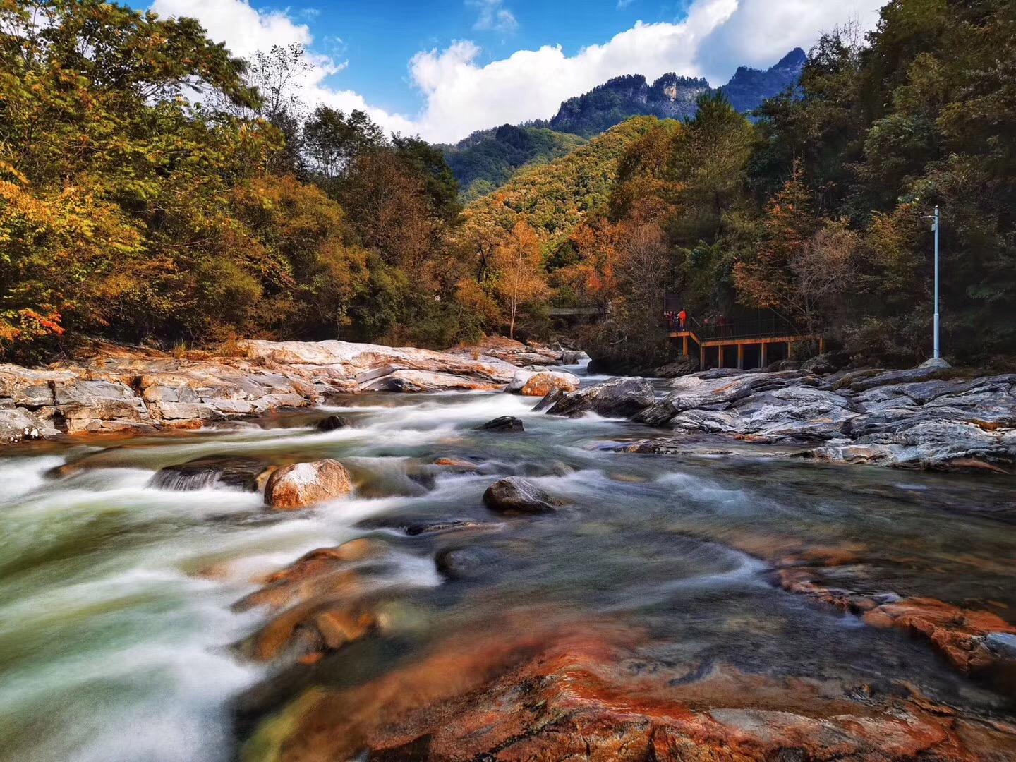 重庆出发西安秦岭5日自驾游：秦岭深处极致秋色-周至老县城全景摄影5日自驾之旅