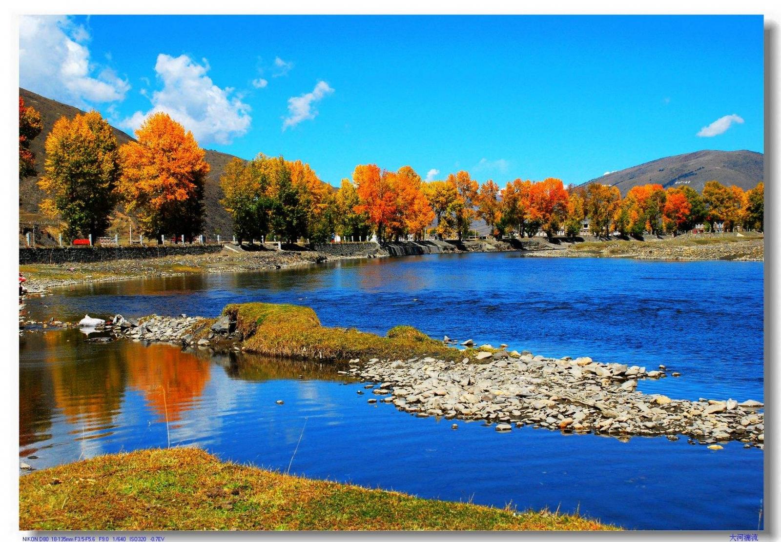 成都出发川西3日自驾游：泸定桥-甲居藏寨-新都桥-塔公草原-墨石公园3日自驾游