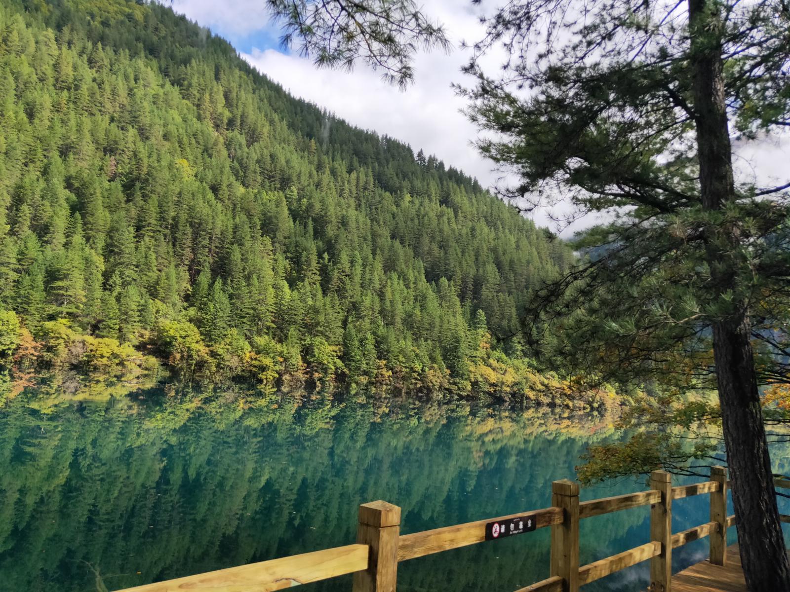 成都出发九寨沟3日自驾游：叠溪海子-松潘古城-九寨沟3日川西自驾游