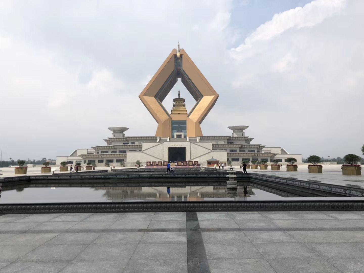 北京出发陕西7日自驾游：法门寺-大雁塔-华清池-兵马俑-延安7日自驾游