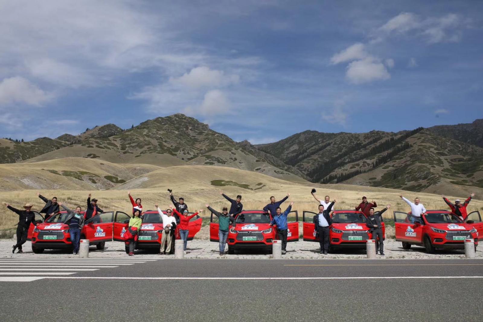 广东出发新疆6日自驾游：探秘大海道无人区-自驾环塔赛道-天山天池-海市蜃楼-吐鲁番双飞6日自驾游（含机票）